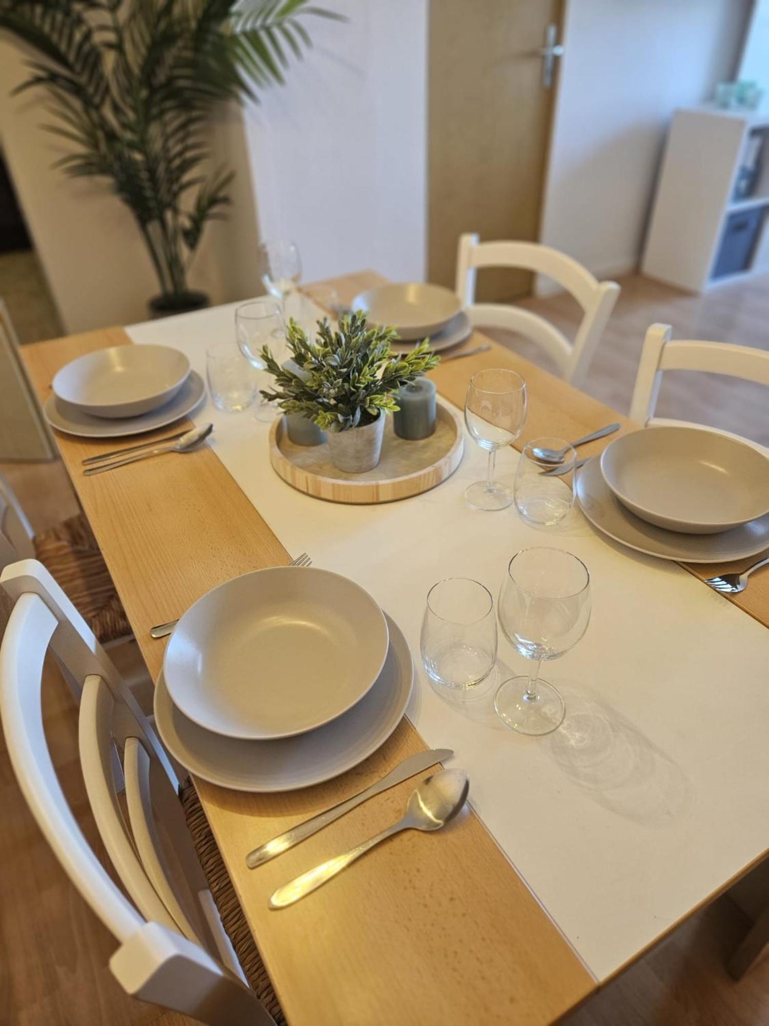 Schoene Ferienwohnung Ueber Den Daechern Von Plauen Buitenkant foto